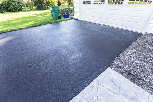 Blacktop Driveway Service in Los Gatos
